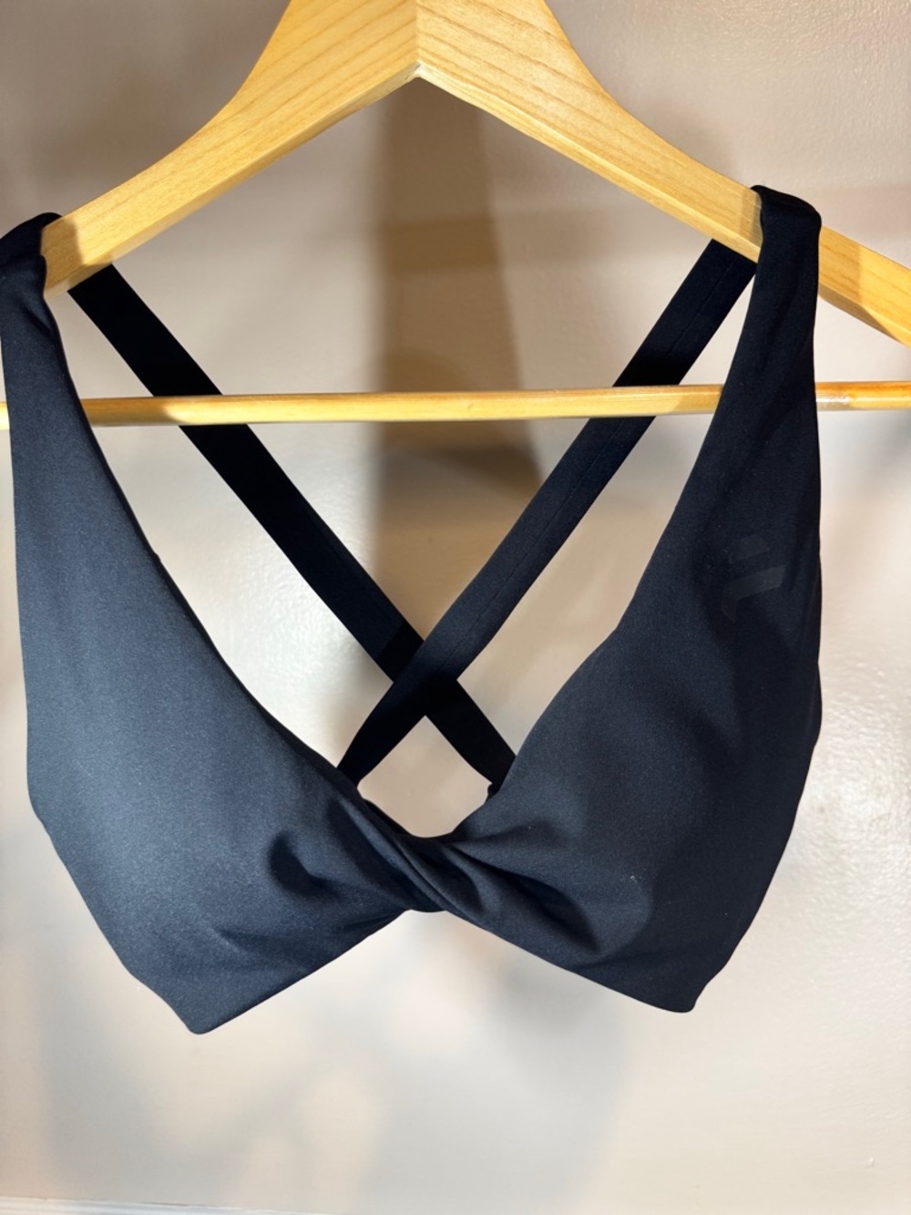 Women’s Black Twist Front Sports Bralette